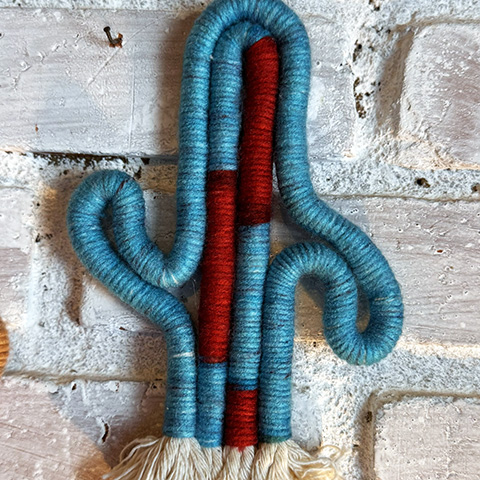 Cactos de macramê